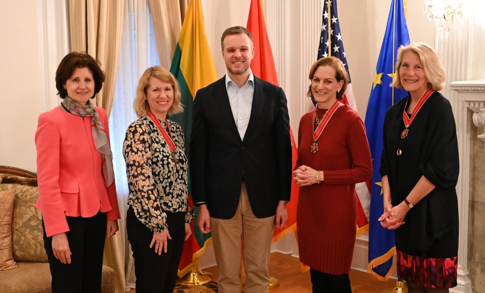 Žymioms saugumo ekspertėms Vašingtone įteiktos Lietuvos diplomatijos žvaigždės