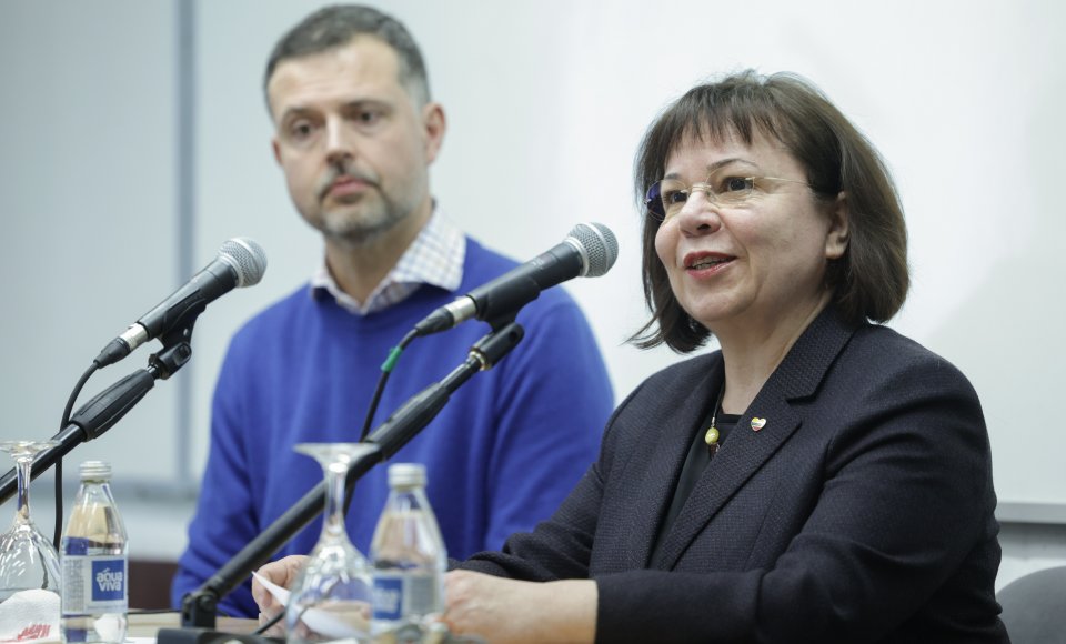 Lietuva su Šiaurės Makedonija pasidalino kovos su dezinformacija patirtimi