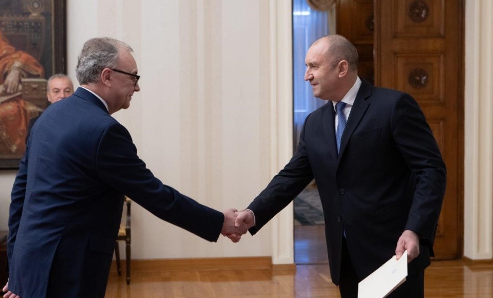 Ambasadorius A. Žurauskas įteikė skiriamuosius raštus Bulgarijos prezidentui