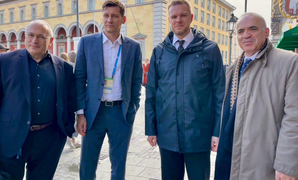 G. Landsbergis susitiko su Rusijos opozicija: Putinas brutaliai naikina savo šalies pilietinę...