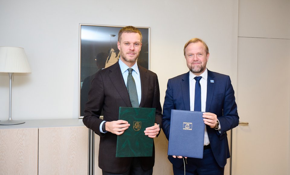 Le ministre lituanien Landsbergis a signé un accord avec le Conseil de l’Europe sur la création d’un centre d’information pour le peuple biélorusse à Vilnius