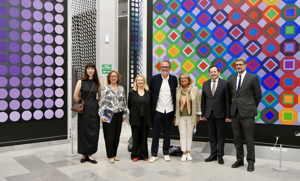 L’ambassadeur Arnoldas Pranckevičius s’est rendu à Aix-en-Provence, où sont présentées les œuvres exceptionnelles d’artistes lituaniens à l’occasion de la Saison de la Lituanie en France