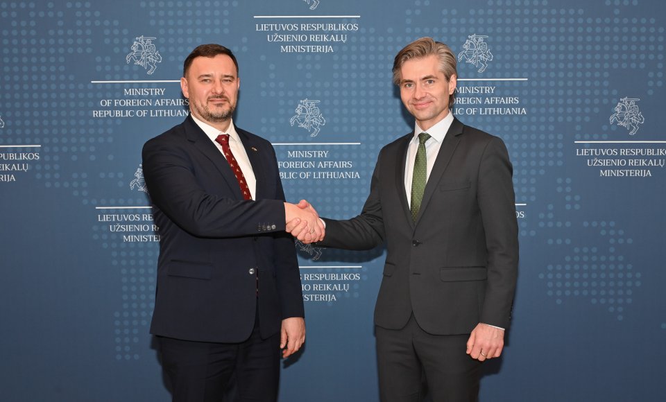 K. Budrys susitikime su Ukrainos ambasadoriumi: Europos saugumas priklauso nuo mūsų bendro įsipareigojimo