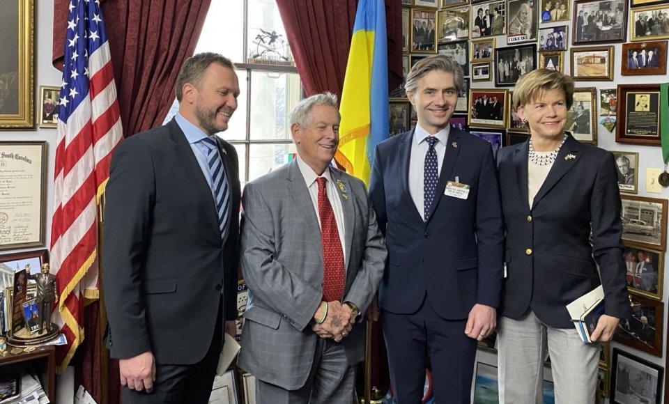 Budrys meets with the Chairman of the U.S. Helsinki Commission: “We must continue to stand together against attempts by authoritarian regimes to undermine the values of freedom and democracy”