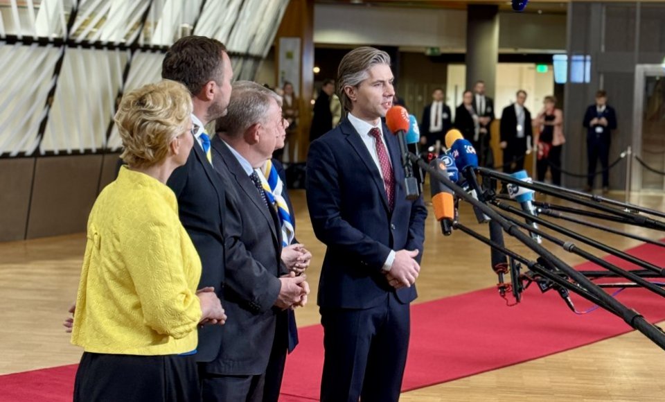 K. Budrys Briuselyje: laikinos paliaubos suteiktų galimybę Putinui persigrupuoti ir pulti su...
