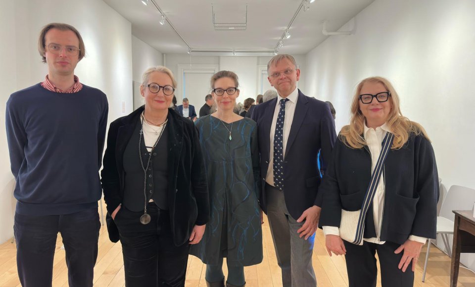 Vasario 16-ąją Niujorke atidaryta paroda-meninė instaliacija „Disonansai. Lietuvos diplomatijos...