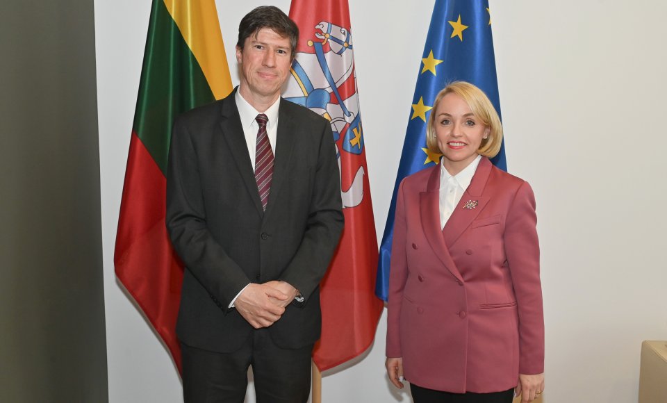 Viceministrė  G. Grigaitė-Daugirdė susitiko su Lietuvai akredituojamais Brazilijos, JAE ir Kataro ambasadoriais