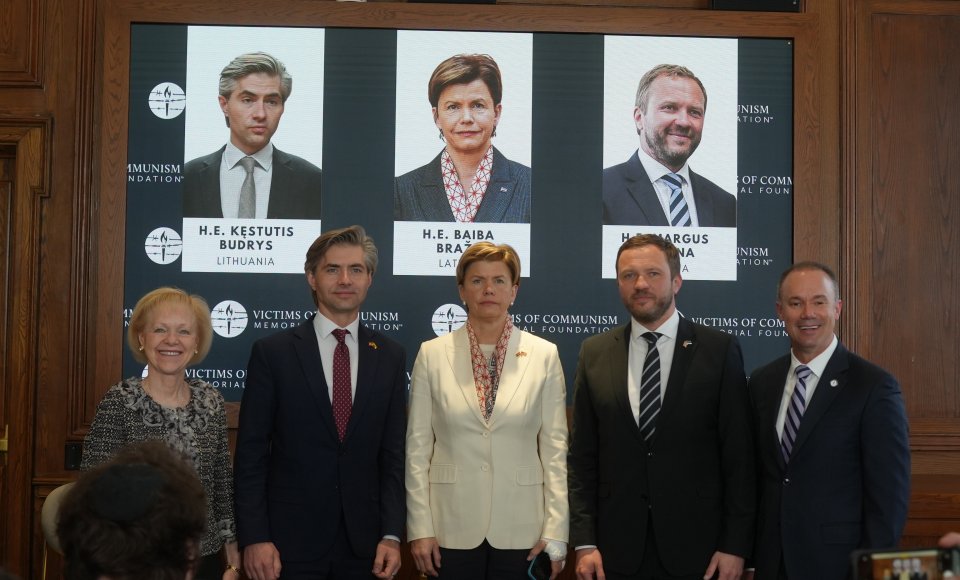 Minister K. Budrys: świat powinien uznać zbrodnie komunizmu