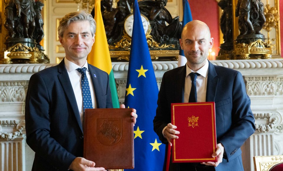 Lithuanian and French Ministers sign the Strategic Partnership Action Plan