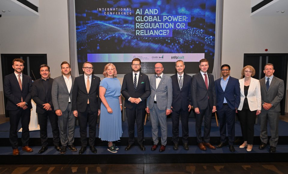 Tarptautinėje konferencijoje – dirbtinio intelekto geopolitiniai ir reguliavimo iššūkiai