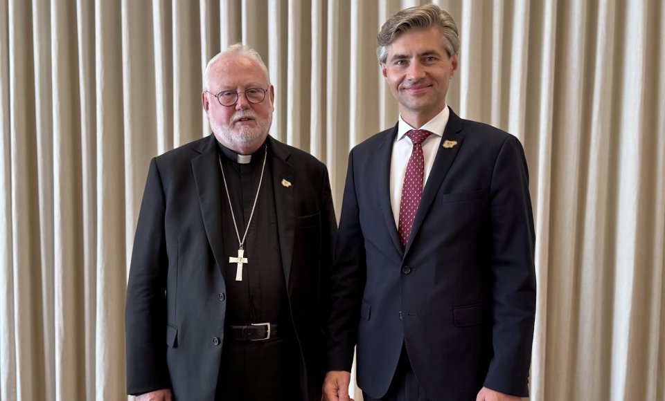 K. Budrys susitiko su Šventojo Sosto sekretoriumi santykiams su valstybėmis 