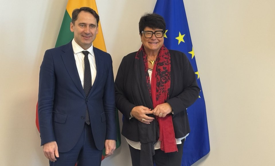 Viceministras S. Mitkus: svarbu užtikrinti koordinuotą ES institucijų atsaką į Baltarusijos hibridines provokacijas prieš Lietuvą