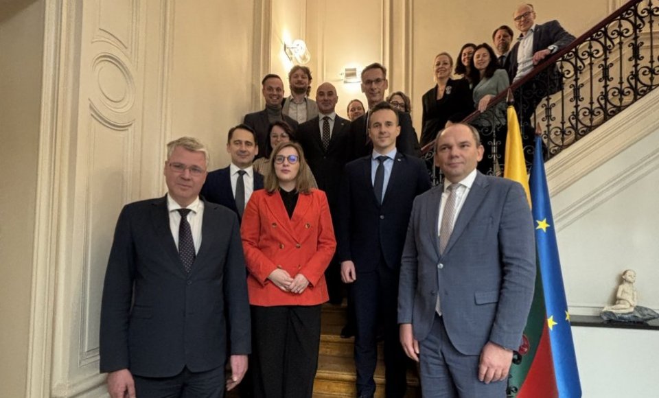 Lietuvos Vyriausybės Europos Sąjungos komisija tęsia pasirengimą Lietuvos pirmininkavimui ES...