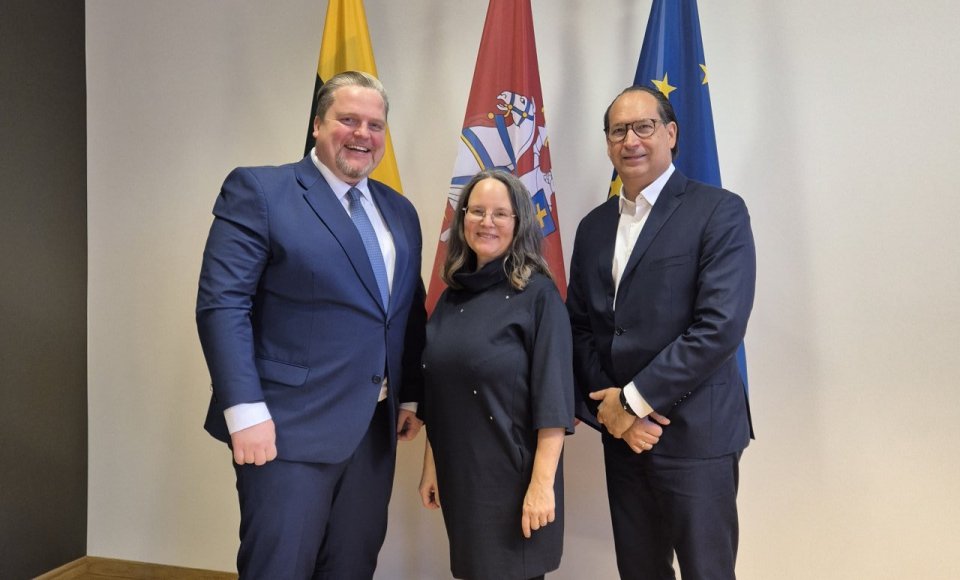 Viceministras T. Valys susitiko su Kanados ambasadore J. Sautner