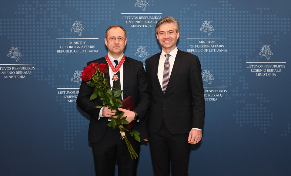 Simonas Šatūnas apdovanotas „Lietuvos diplomatijos žvaigžde“