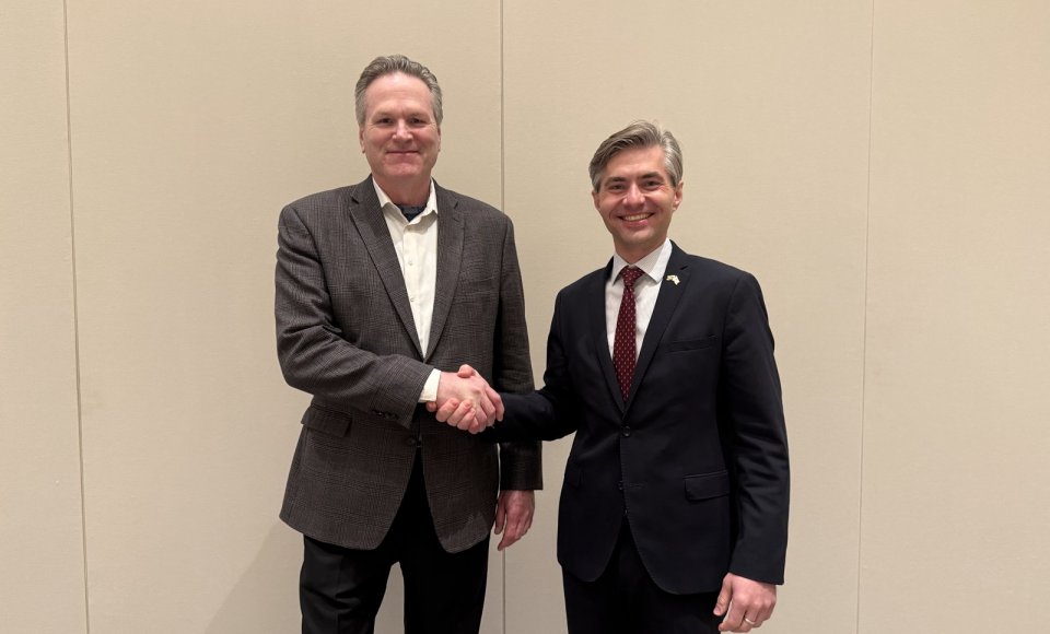 Budrys meets with the Governor of Alaska