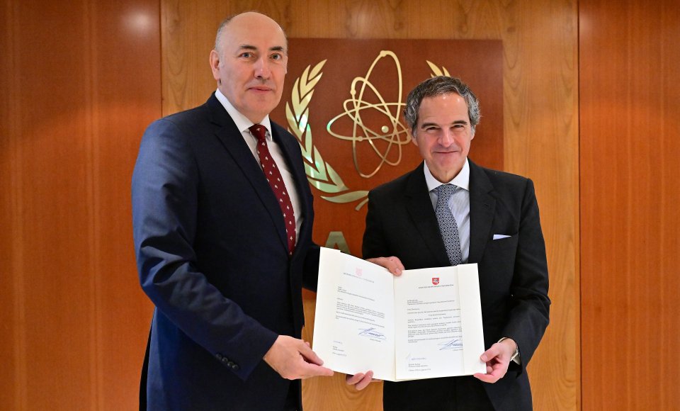 Ambasadorius K. Kudzmanas įteikė skiriamuosius raštus TATENA generaliniam direktoriui