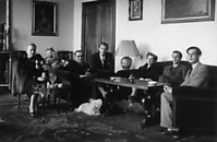 1949 m. sausio 21 d. namuose Via Barnaba Oriani susirinkusi Lozoraičių šeima.Asmeninio albumo nuotr.