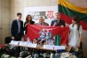 Spaudos konferencija (dalyvauja (iš kairės) Labdaros ir paramos fondo „Jauniems“ direktorius Arnas Marcinkus, LiJOT prezidentė Loreta Senkutė, EP narys Vytautas Landsbergis, A.Ažubalis, EP narė Radvilė Morkūnaitė-Mikulėnienė). Julijos Jegorovos/URM nuotr.
