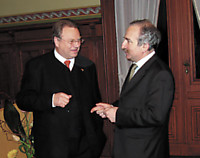 Bernd Moser (left) has done a lot for cooperation between Germany and Lithuania  